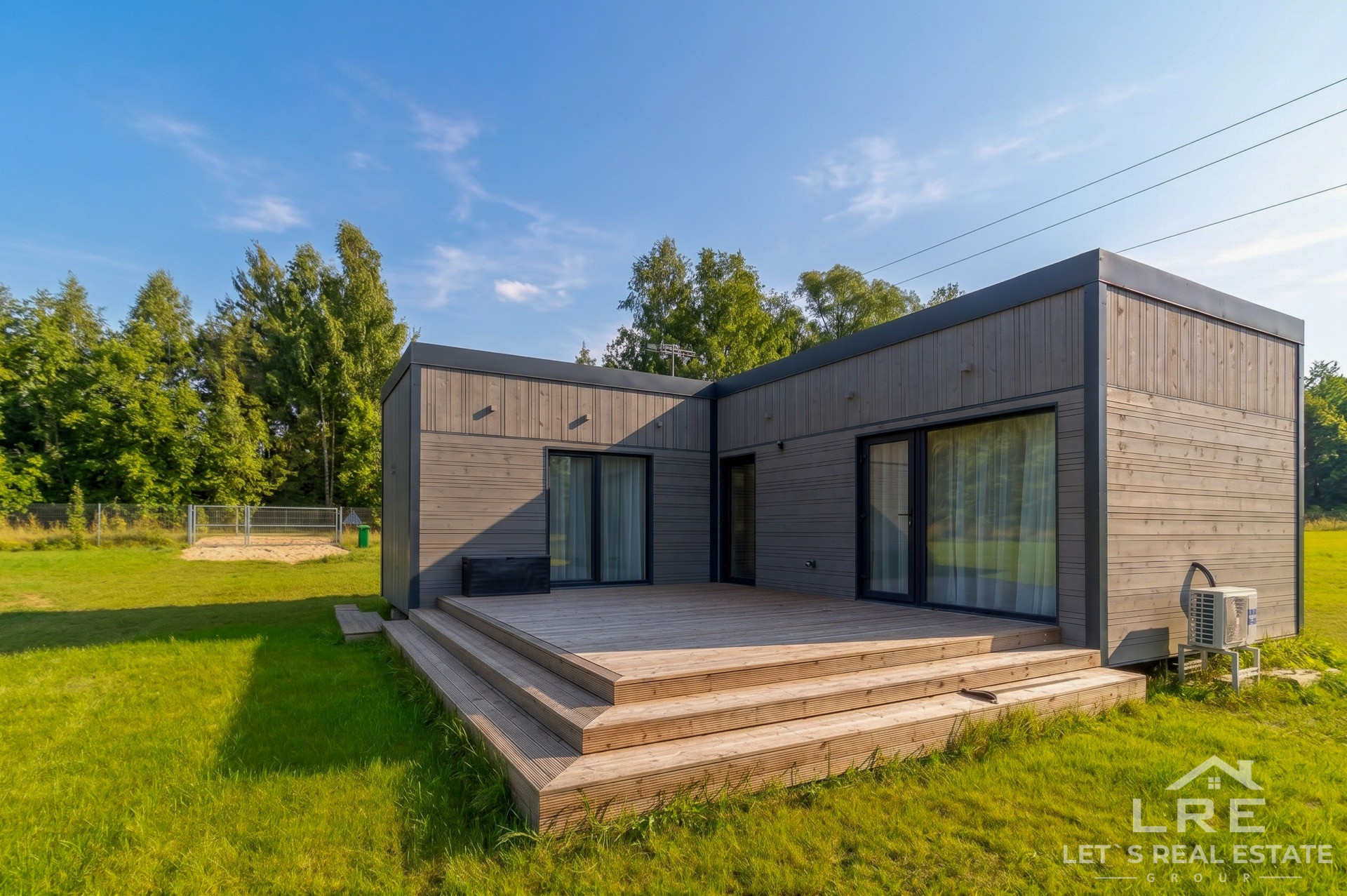 Exclusive and Modern House on the Banks of the Daugava River – Your Oasis of Peace in Saulkalne!