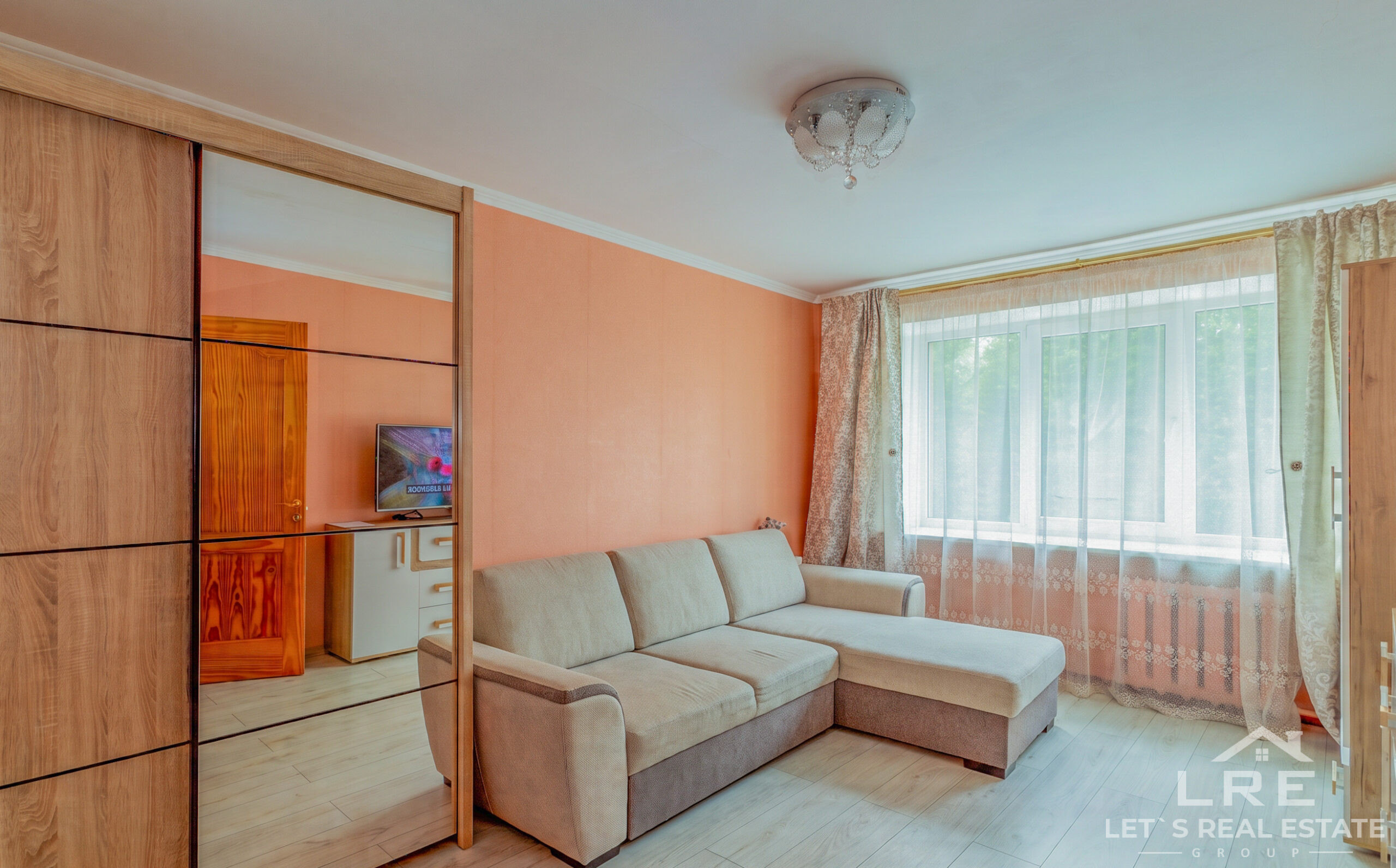 Bright 2-room apartment in Purvciems – the sought-after 3rd floor in a brick building